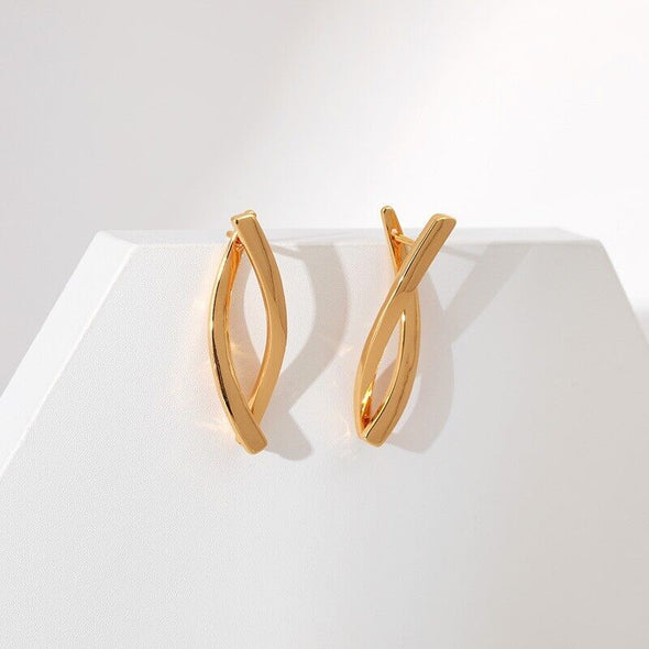 Gold Plated hoop earrings, huggies earrings one pair JWDHJ52