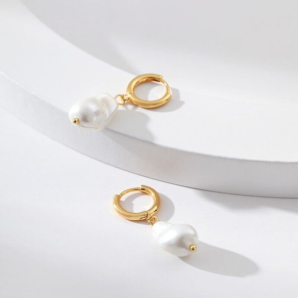 Gold Plated hoop earrings, baroque pearls huggies earrings one pair JWDHJ55