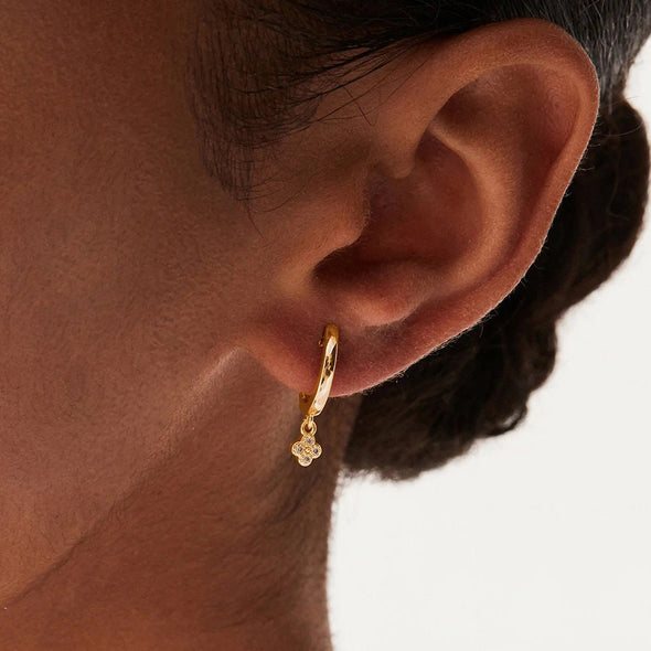 Solid 925 Sterling Silver Hoop Earrings, CZ Pave Clover Flower Hoop Earrings, Minimalist Earrings, Delicate Huggies, Hoop 12mm YCZ405